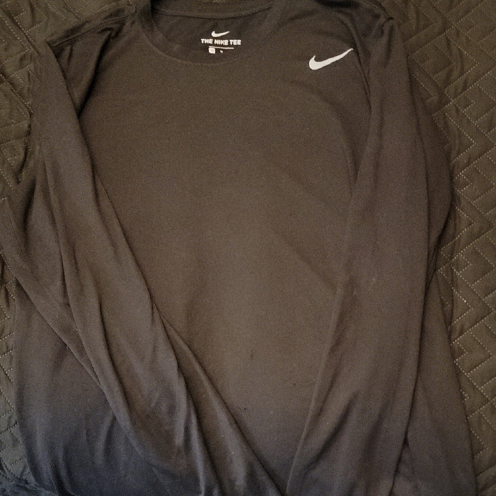 Nike Men's Dark Gray Long Sleeve Tee